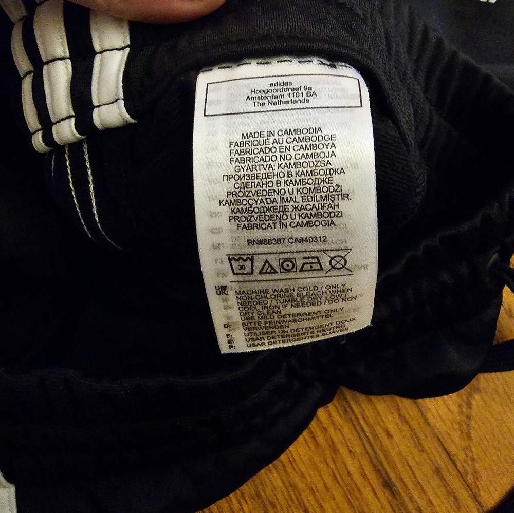 Adidas Joggers- Medium - Picture 5 of 5